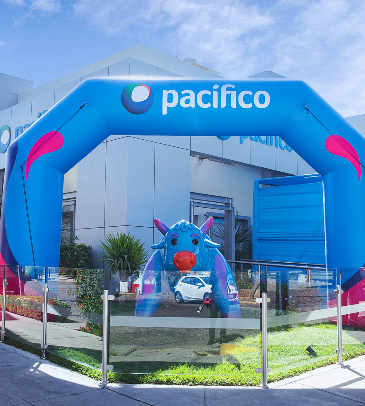 Sede Arequipa de Pacífico Seguros dónde los clientes pueden ser atendidos en plataforma